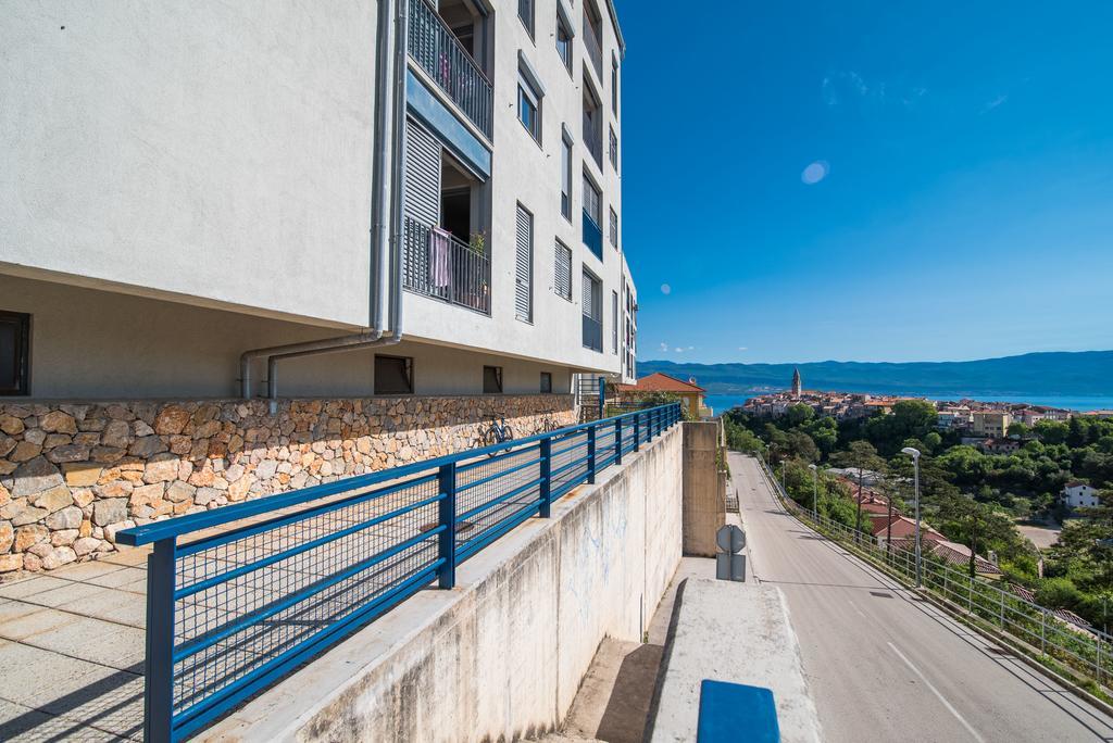 Apartman Leona Leilighet Vrbnik Eksteriør bilde